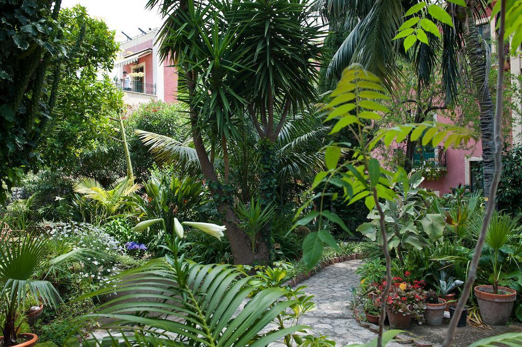 Hotel Villa Schuler Taormina Kültér fotó